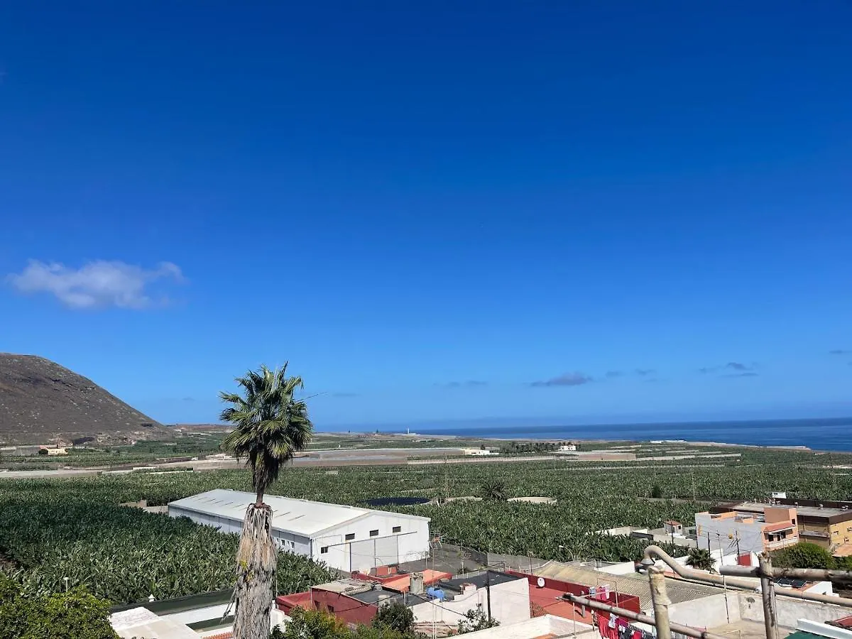 Holiday home Low Island House Los Silos
