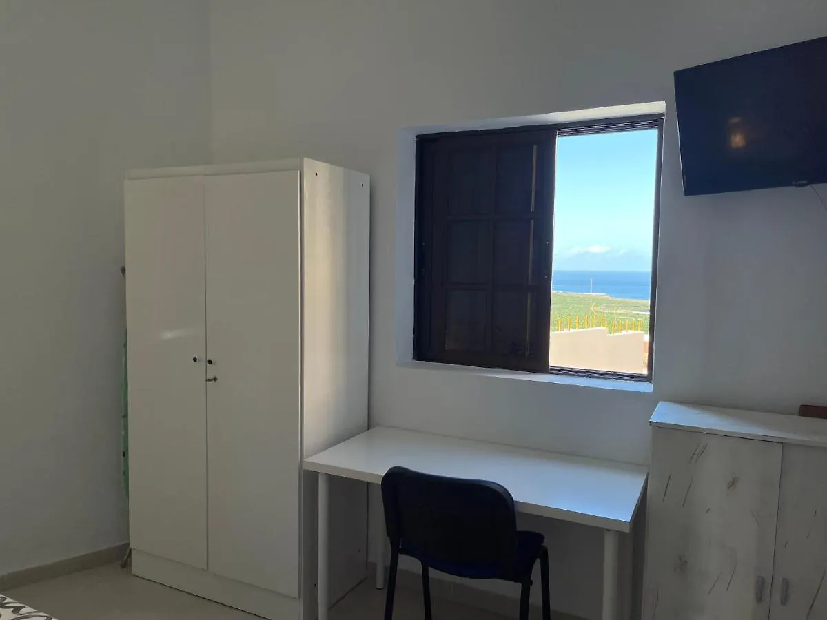 Holiday home Low Island House Los Silos Spain